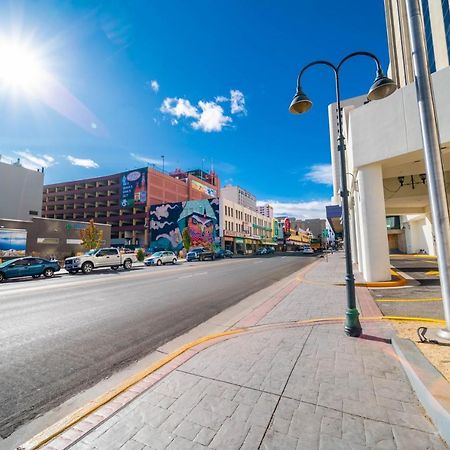 Reno Suites Exterior foto
